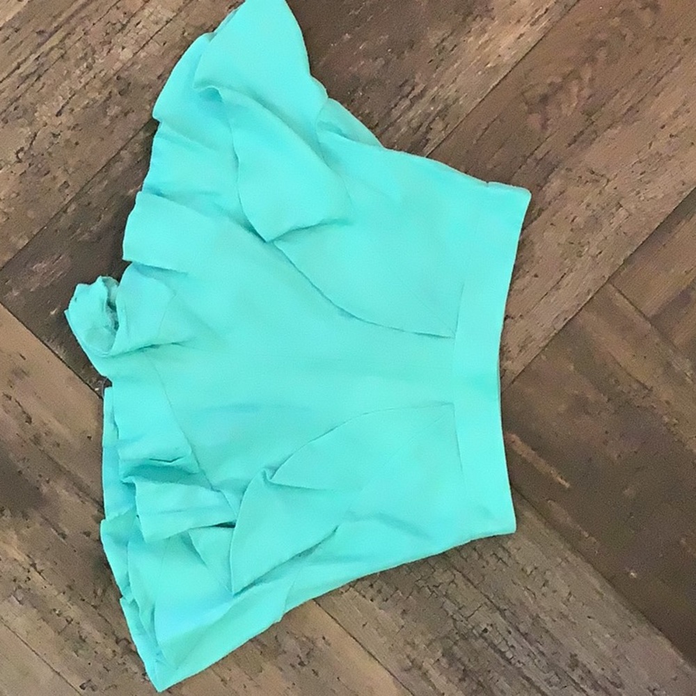 DO + BE turquoise ruffled mini skort